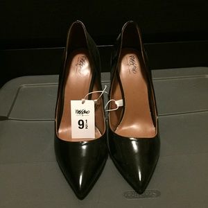 NWT Mossimo Black Heels - Size 9.5!